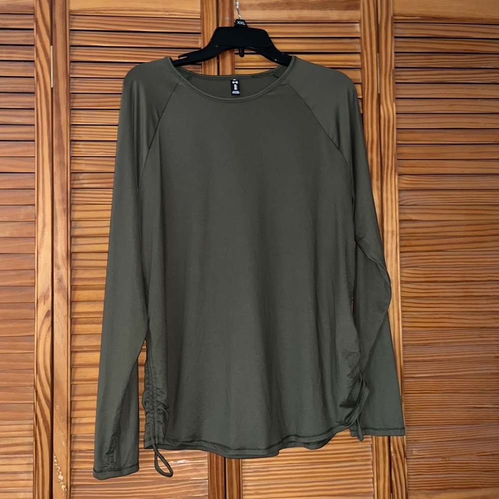 Under Armour Green‎ Long Sleeve Motion Longline Shirt Size XLarge
